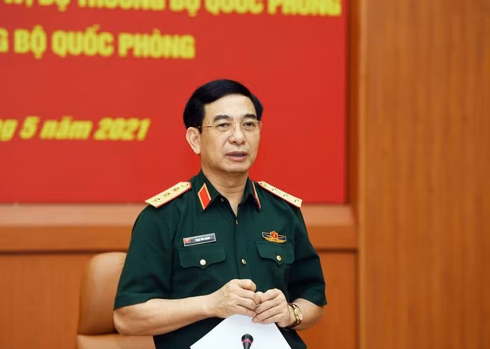 Bộ trưởng Bộ Quốc phòng Phan Văn Giang.