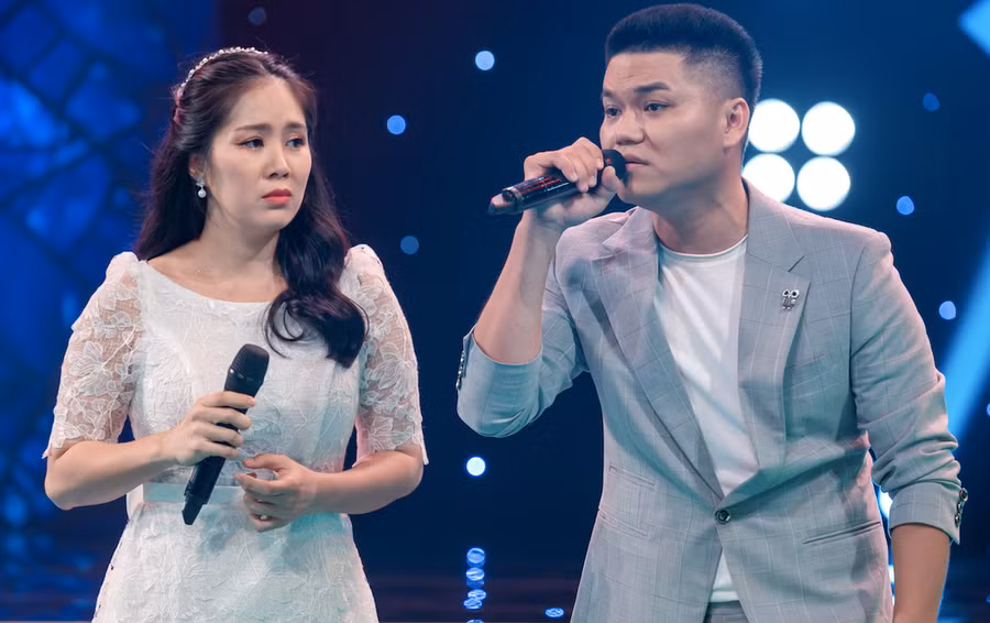 Lê Phương kể chuyện tình cờ gặp chồng trẻ ở đảo Trường Sa rồi nên duyên vợ chồng. ẢNH: BTC