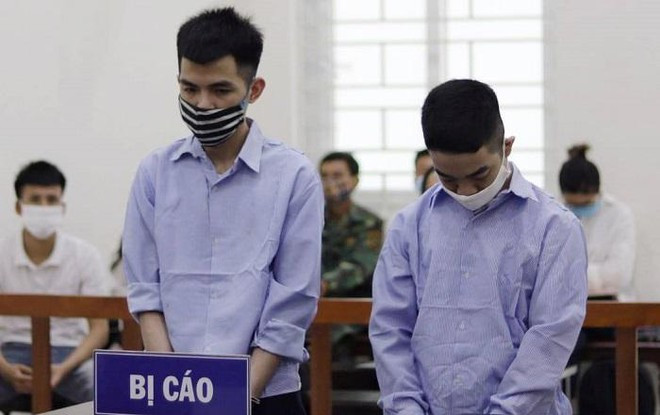 Hai bị cáo tại phiên toà - Ảnh: V.D. Hai bị cáo tại phiên toà - Ảnh: V.D.