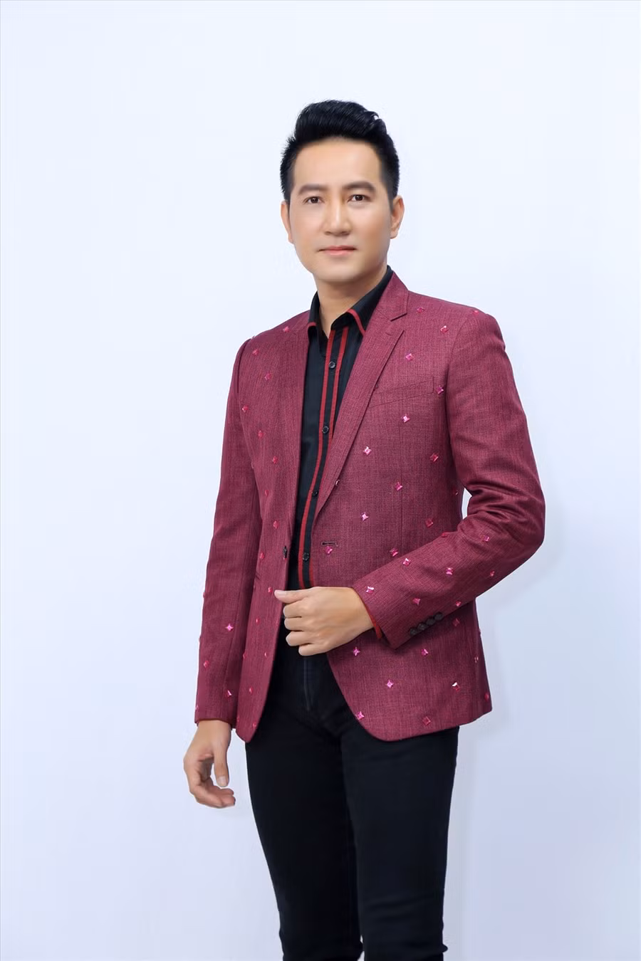 Ca sĩ Nguyễn Phi Hùng. Ảnh: CTCC.