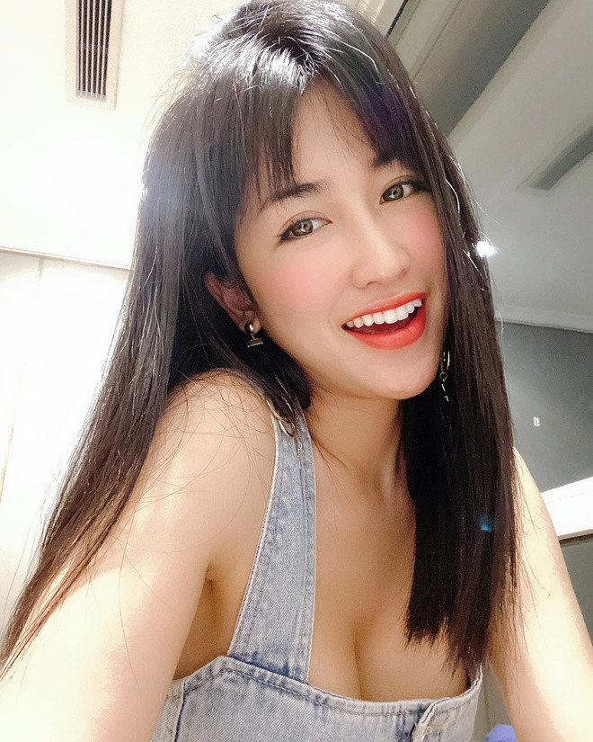 Nữ DJ Trang Moon