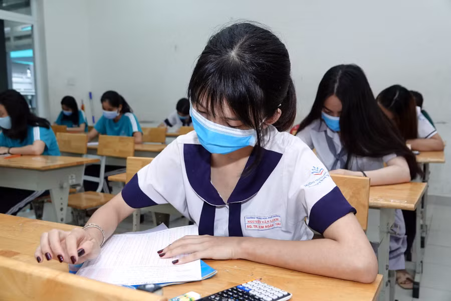 Thí sinh tham dự kỳ thi tốt nghiệp THPT năm 2020 - Ảnh: Đào Ngọc Thạch