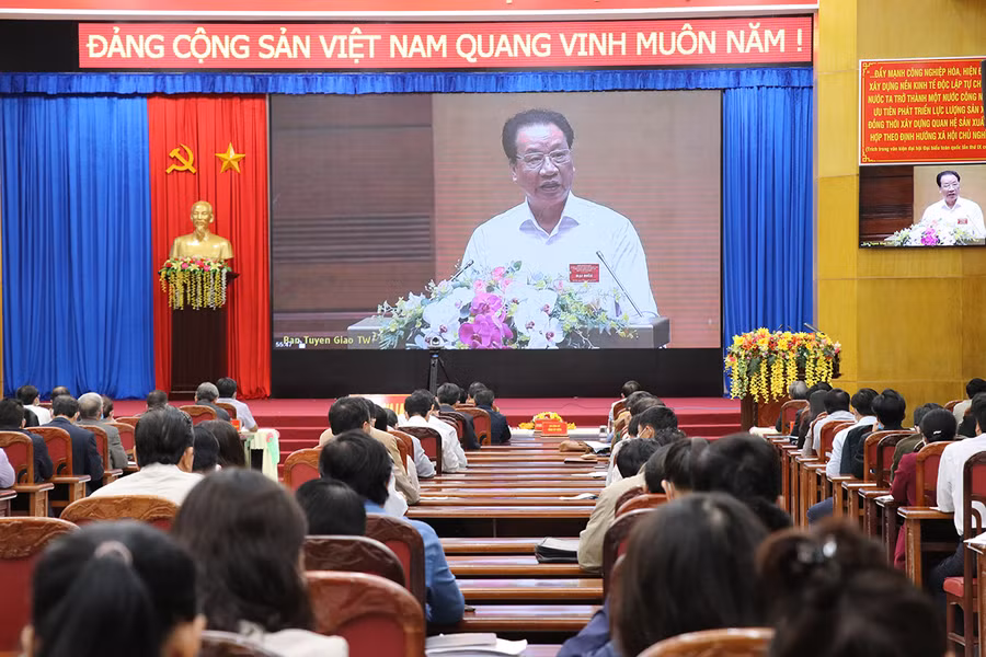  Quang cảnh hội nghị quán triệt chuyên đề toàn khóa do Ban Bí thư Trung ương Đảng tổ chức. Ảnh: Phương Linh 