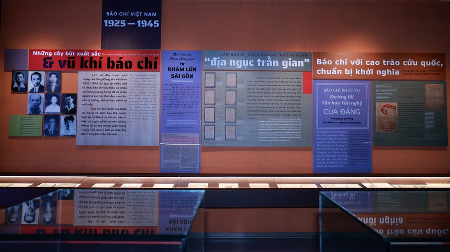 Hiện vật được trình bày sáng tạo, sống động trên diện tích 1.500m2 tại Bảo tàng Báo chí Việt Nam.