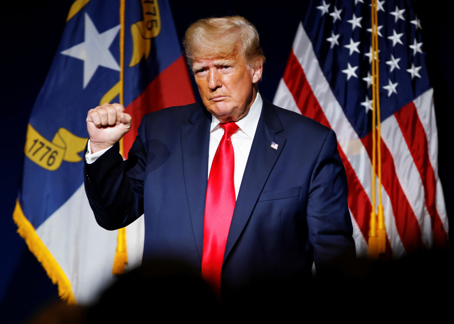 Cựu Tổng thống Mỹ Donald Trump phát biểu tại Đại hội đảng Cộng hòa bang Bắc Carolina vào tối 5.6 - Ảnh: Reuters  Cựu Tổng thống Mỹ Donald Trump phát biểu tại Đại hội đảng Cộng hòa bang Bắc Carolina vào tối 5.6 - Ảnh: Reuters