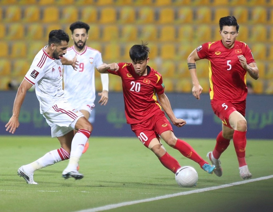 Các chiến binh áo đỏ ở trận cuối cùng- ẢNH: NGỌC LINH  Các chiến binh áo đỏ ở trận cuối cùng- ẢNH: NGỌC LINH