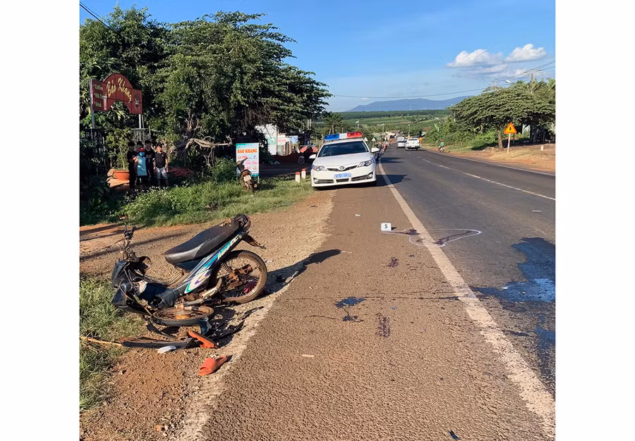  Hiện trường vụ tai nạn. Ảnh: Thanh Xuyên