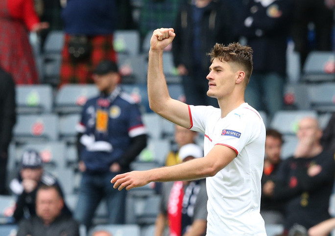  Patrik Schick thăng hoa với cú đúp...