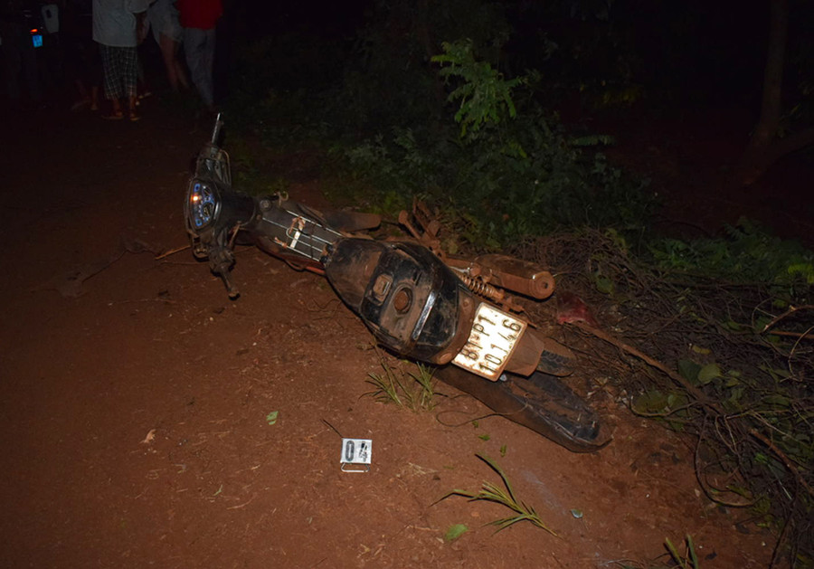 Hiện trường vụ tai nạn giao thông. Ảnh: Thanh Nam  Hiện trường vụ tai nạn giao thông. Ảnh: Thanh Nam