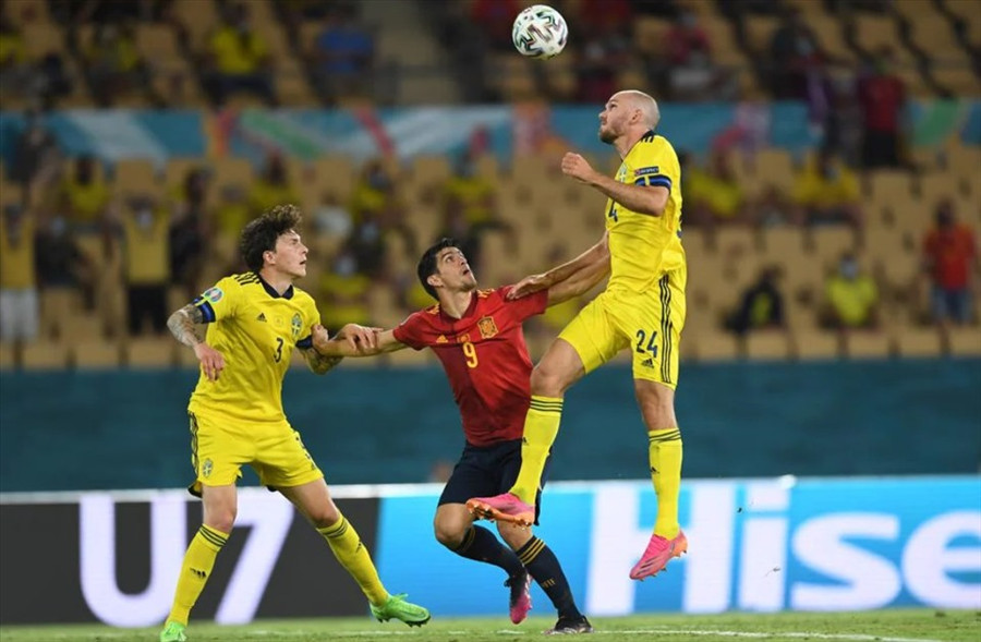  Thụy Điển cũng không may mắn với 2 cơ hội bị bỏ lỡ, trong khi Gerard Moreno vào sân cũng không thay đổi được tình hình cho Tây Ban Nha. Ảnh: UEFA