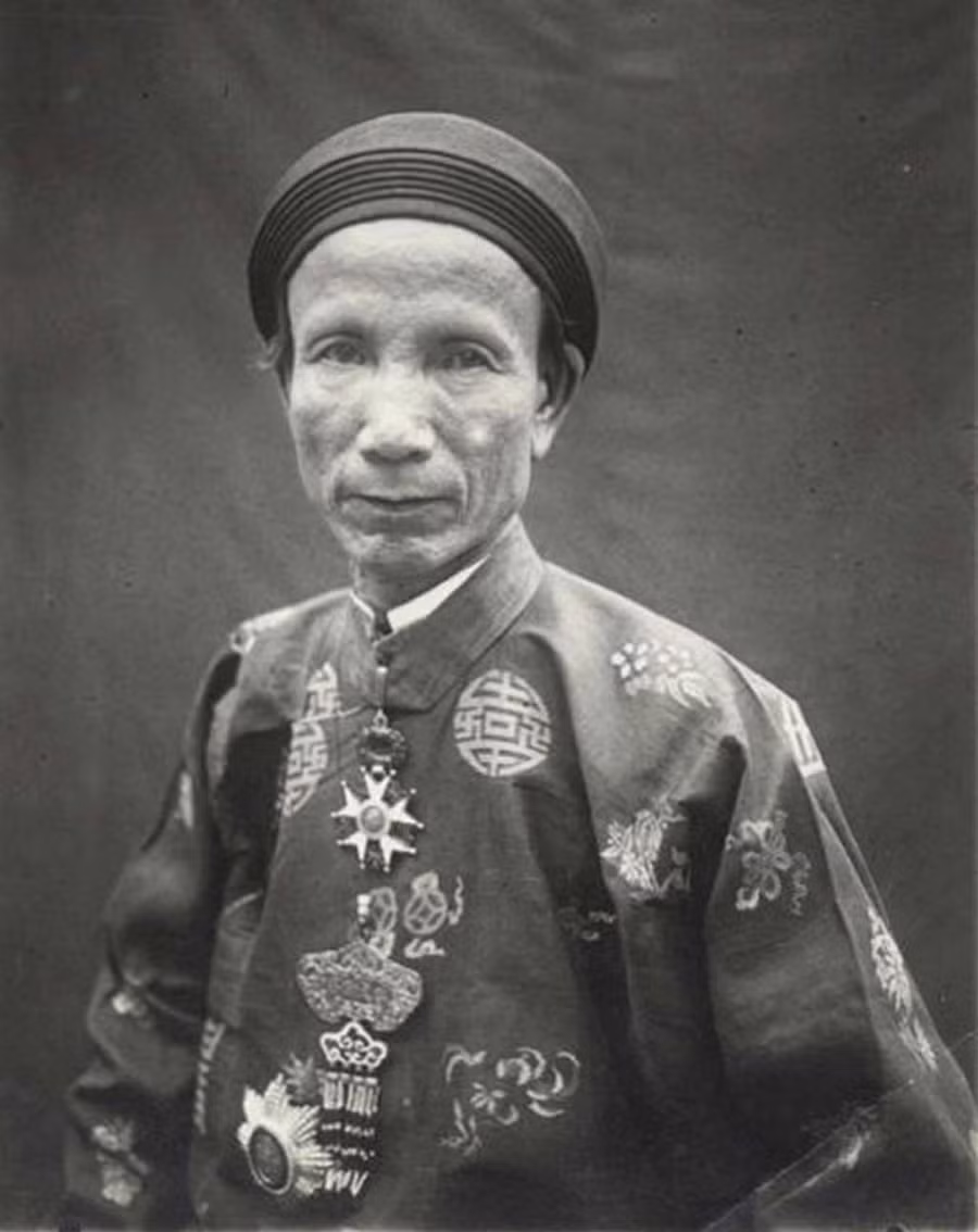 Thượng thư Nguyễn Hữu Bài, người chống lại việc đào tìm kho báu tại Khiêm lăng năm 1913