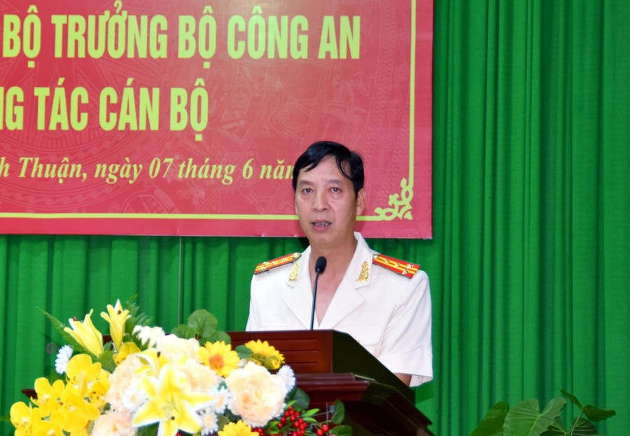 Đại tá Lê Thanh Hùng, Phó Giám đốc Công an tỉnh Bình Thuận. (Ảnh: Báo Bình Thuận) Đại tá Lê Thanh Hùng, Phó Giám đốc Công an tỉnh Bình Thuận. (Ảnh: Báo Bình Thuận)