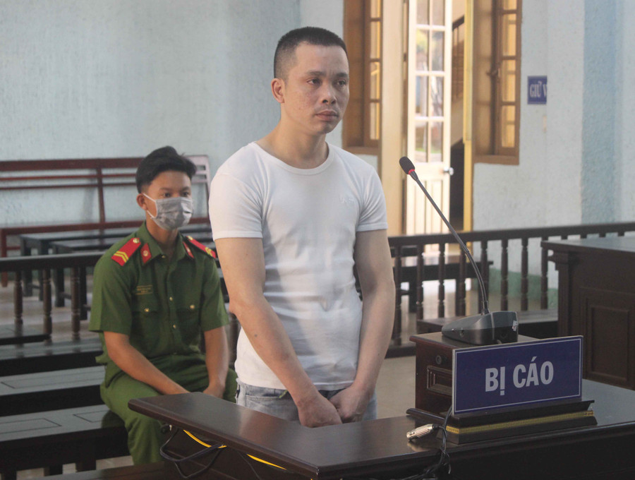 Minh đã bị tuyên án chung thân