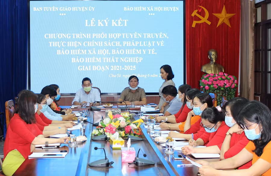  Quang cảnh lễ ký kết. Ảnh: Hà Phương