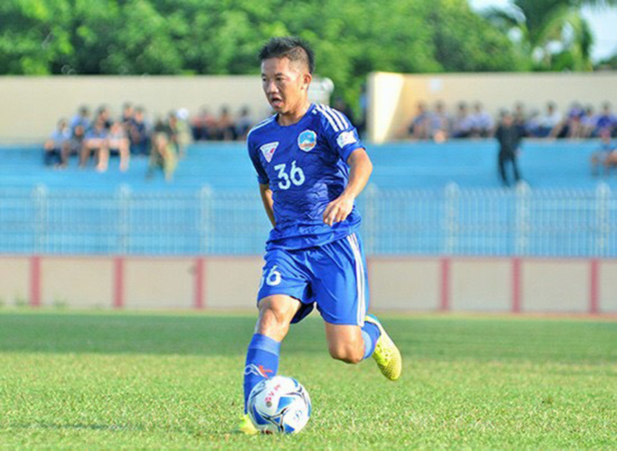 Cựu cầu thủ Câu lạc bộ Hoàng Anh Gia Lai Hồ Văn Thuận cho rằng, tuyển Việt Nam xếp "cửa trên" Indonesia. Ảnh: Thiên Di  Cựu cầu thủ HAGL Hồ Văn Thuận. Ảnh: Thiên Di