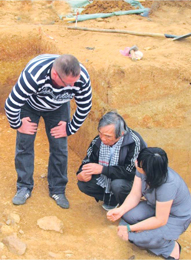 Khai quật di tích Rộc Tưng, An Khê.