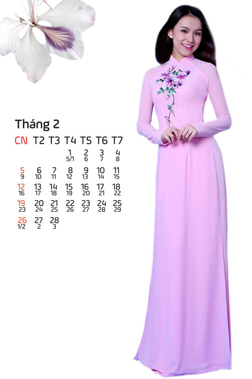 Hoa Hậu Hoàn Vũ Việt Nam - Thùy Lâm - nền nã trong sắc tím của hoa ban. Hoa Hậu Hoàn Vũ Việt Nam - Thùy Lâm - nền nã trong sắc tím của hoa ban.