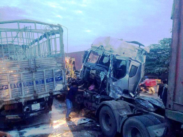 Hiện trường vụ tai nạn. Hiện trường vụ tai nạn.