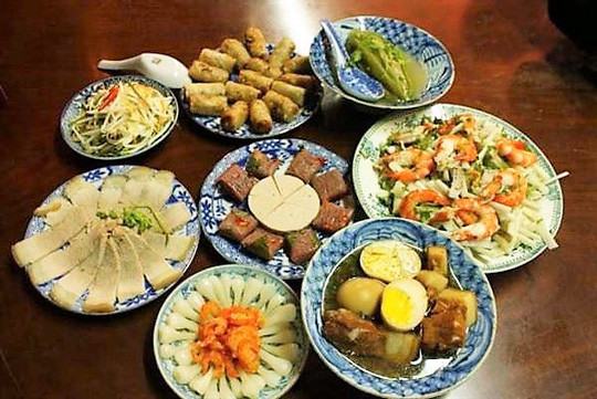 Mâm cỗ ngày xuân. (ảnh minh họa)  Mâm cỗ ngày xuân. (ảnh minh họa)