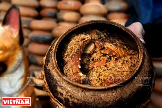 Đặc sản cá kho Đại Hoàng (Lý Nhân, Nam Định) Đặc sản cá kho Đại Hoàng (Lý Nhân, Nam Định)