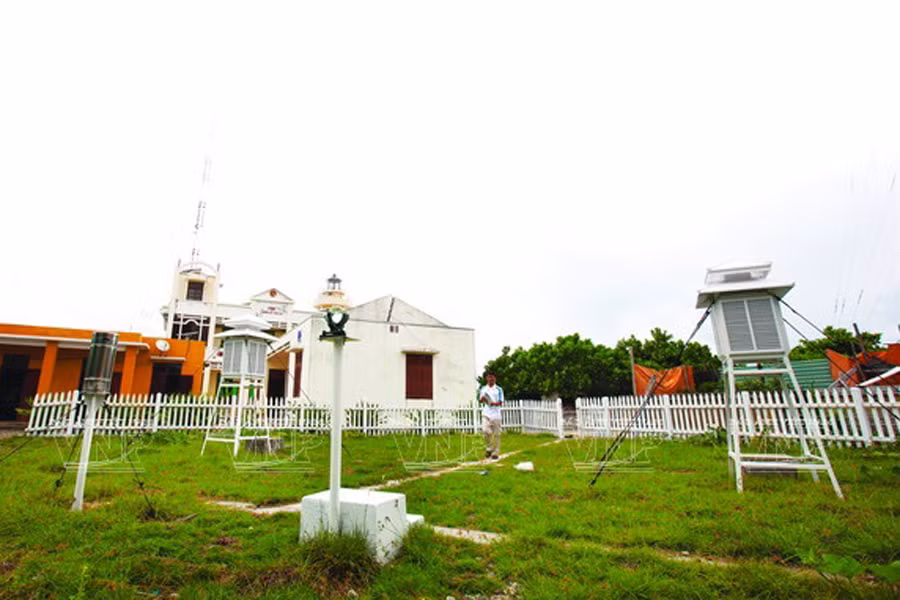 Trạm Khí tượng Hải văn Trường Sa Lớn. Ảnh: K.N.B