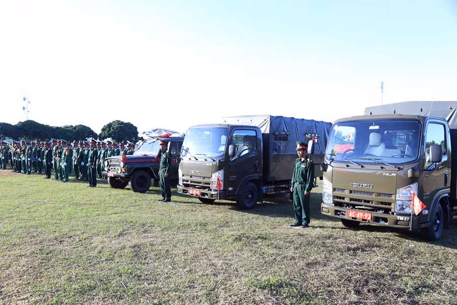 Đội hình đội ngũ trong buổi lễ. Ảnh: V.D