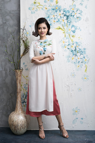 Dương Hoàng Yến chia sẻ, với sự 