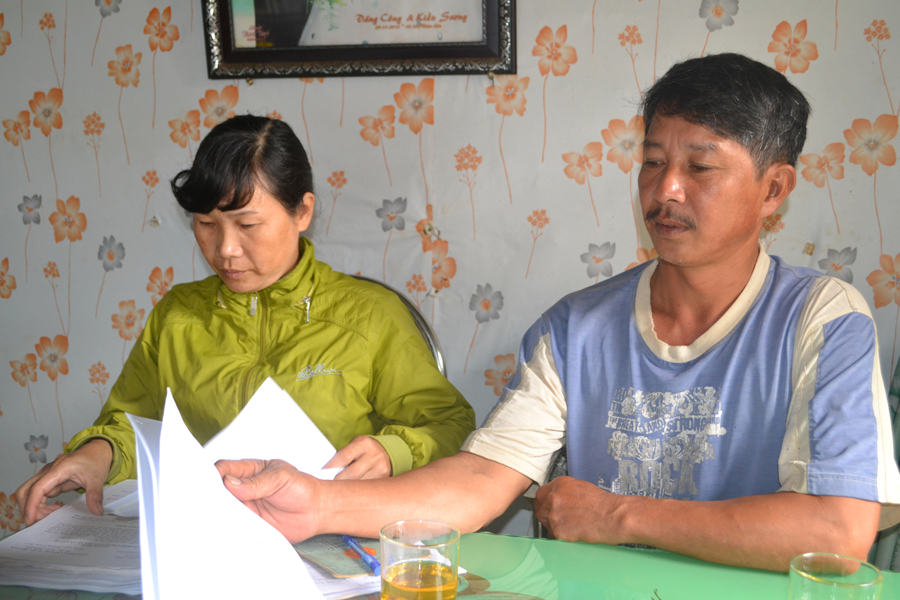 Vợ chồng bà Đính. Ảnh: H.C Vợ chồng bà Đính. Ảnh: H.C