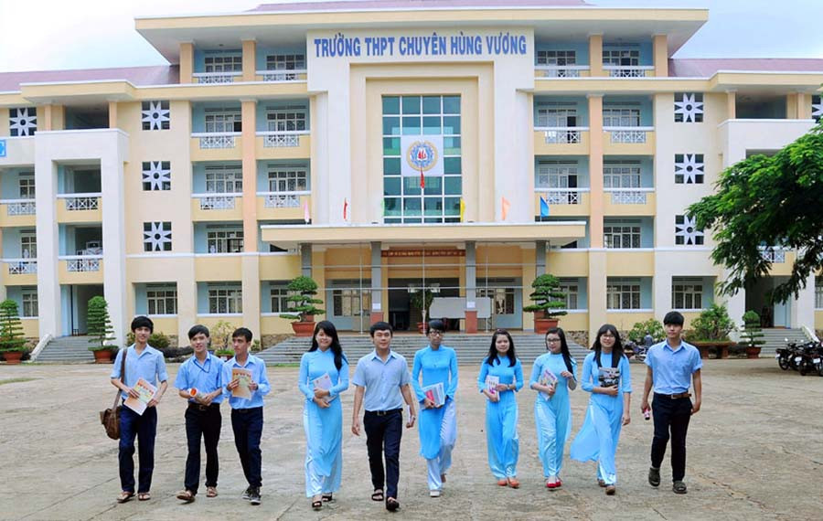 Trường THPT chuyên Hùng Vương là một trong các trường học đạt tiêu chuẩn “An toàn về an ninh trật tự”. Ảnh internet