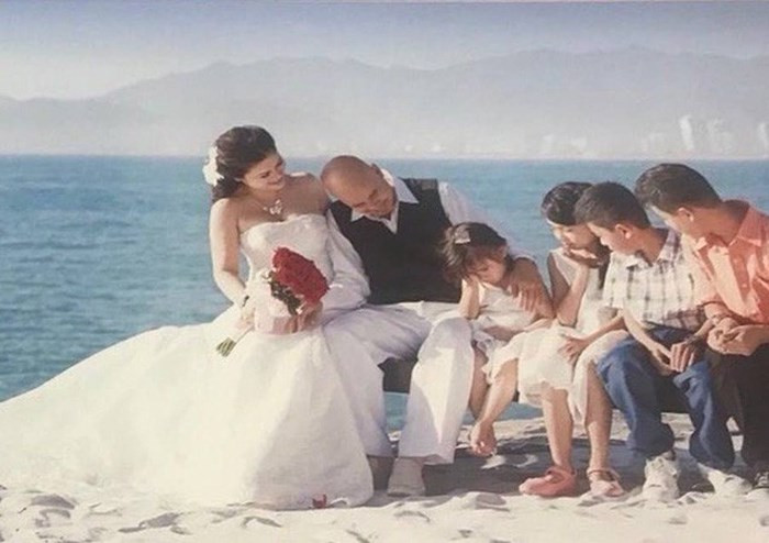  Ảnh kỷ niệm 15 năm ngày cưới của bà Lê Hoàng Diệp Thảo và ông Đặng Lê Nguyên Vũ