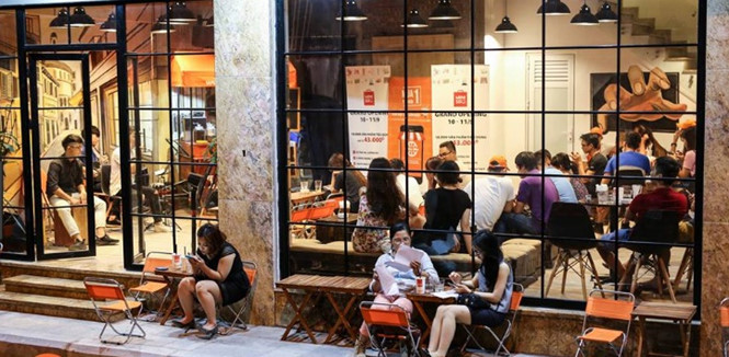 Để quán cà phê thu hút khách hàng cần tạo ra những điểm nhấn HOÀNG TIỄN