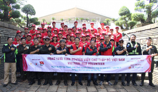  Ma Diên Lệ là 1 trong 50 tình nguyện viên của Mạng lưới Việt Nam Red Volunteer lần này.