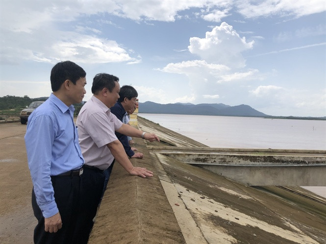  Đoàn công tác kiểm tra, giám sát các hồ đập xung yếu