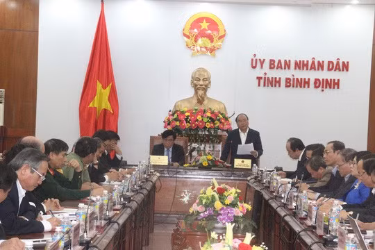 Tại buổi làm việc với Thủ tướng Nguyễn Xuân Phúc vào đầu năm nay, Bí thư Tỉnh ủy Bình Định Nguyễn Thanh Tùng đề nghị đưa cảng Quy Nhơn về cho nhà nước quản lý