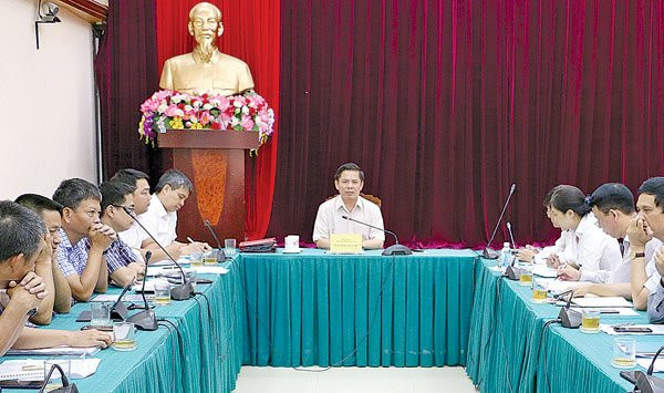  Bộ trưởng Nguyễn Văn Thể chủ trì cuộc họp về công tác điều phối giờ cất, hạ cánh