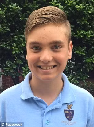  Kaden Koebcke - nam sinh chạy thận 12 năm