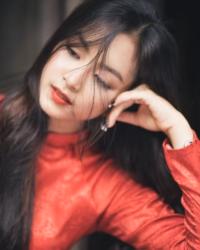  Cận cảnh gương mặt xinh đẹp, thu hút của nữ sinh 9x