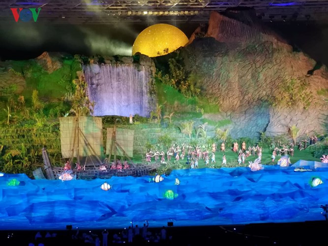  Lễ khai mạc ASIAD 2018 có sự tham gia trình diễn của 10 nghìn người.