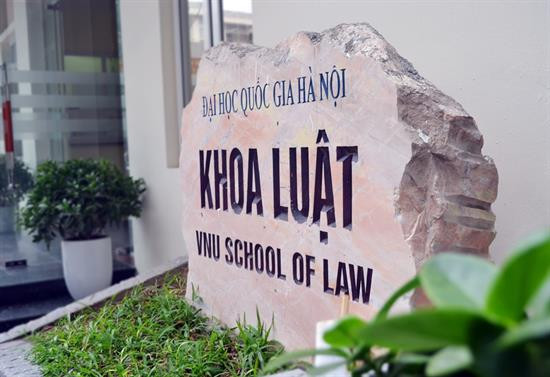 Khoa Luật - Đại học Quốc gia Hà Nội nơi ông N.H.C đang công tác.