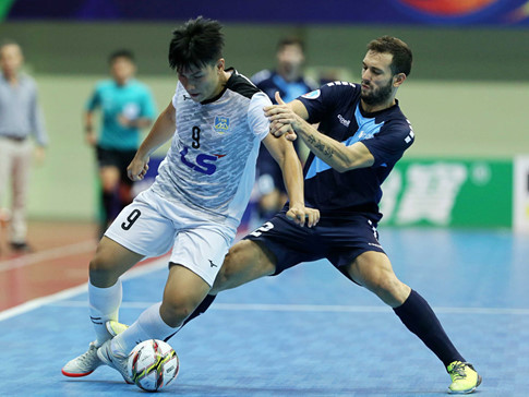 Các cầu thủ VN đã thi đấu kiên cường