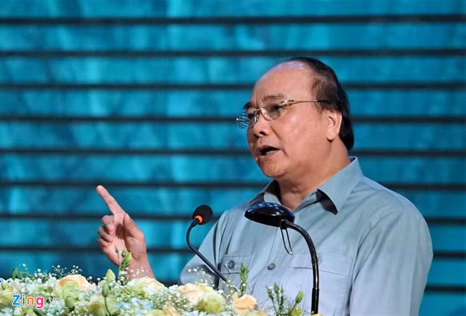  Thủ tướng Nguyễn Xuân Phúc làm Chủ tịch Ủy ban Quốc gia về Chính phủ điện tử. (Ảnh nguồn zing)