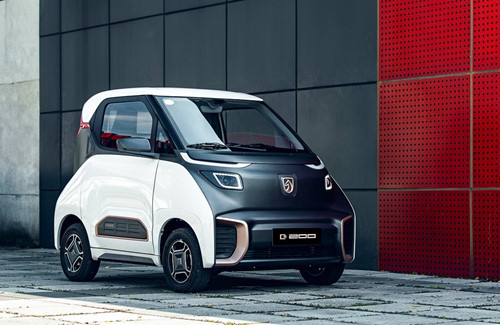 Baojun E200 là sản phẩm của liên doanh SAIC, GM, Wuling tại Trung Quốc