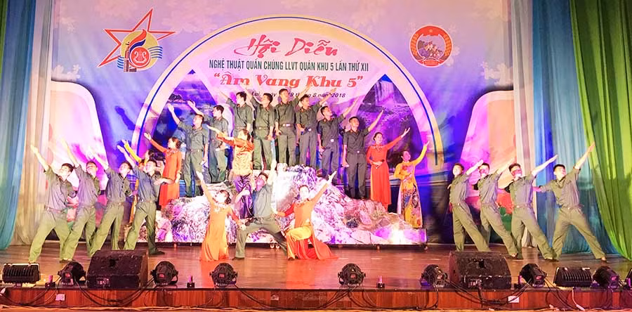  Các tiết mục tại hội diễn được đầu tư công phu, bài bản. Ảnh: M.C