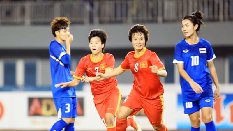 Các cô gái Việt Nam đã 