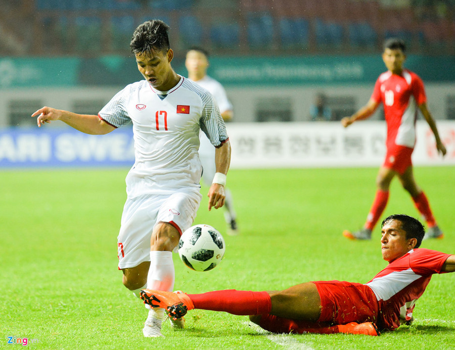 Olympic Việt Nam phải chơi phòng ngự phản công trước Hàn Quốc.