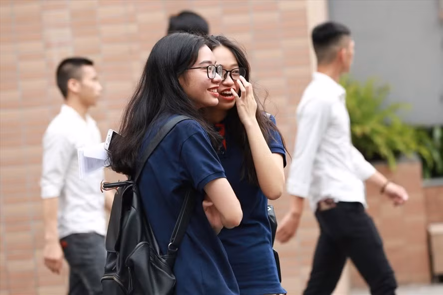  Thí sinh nên cân nhắc để có thể trúng tuyển ngay từ đợt 1 tuyển sinh. Ảnh minh hoạ: Hải Nguyễn.