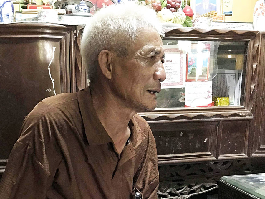 Ông Đặng Văn Lạc (80 tuổi) bố đẻ của anh Trường  Ông Đặng Văn Lạc (80 tuổi) bố đẻ của anh Trường