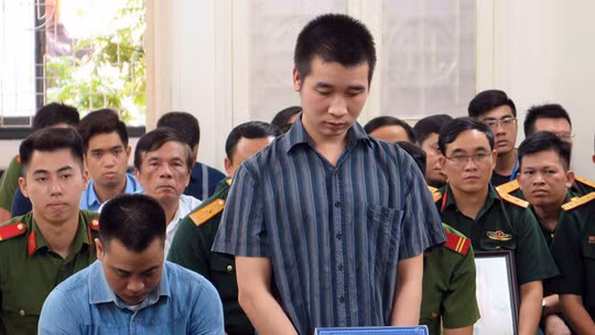 Các bị cáo tại tòa
