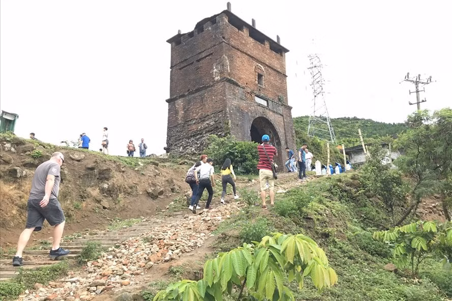 Dấu tích Hải Vân Quan còn lại ngày nay. Ảnh: H.V.M