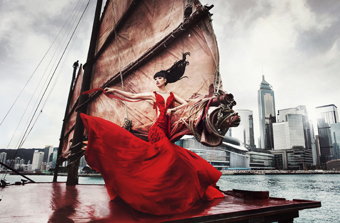 Jessica Minh Anh cho biết, cô ủng hộ phong trào nữ quyền, khuyến khích phụ nữ tự tin thể hiện bản thân, vượt qua các rào cản, định kiến. Jessica Minh Anh cho biết, cô ủng hộ phong trào nữ quyền, khuyến khích phụ nữ tự tin thể hiện bản thân, vượt qua các rào cản, định kiến.